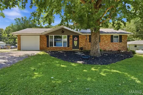 6118 Queens Ct, House Springs, MO 63051
