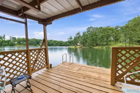 Exterior - 10150 Demick Dr, Mineral Point, MO 63660 photo 3 of 15
