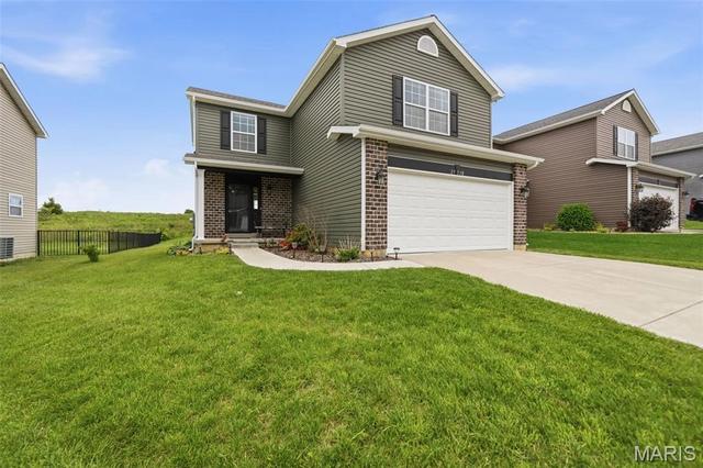 27518 Forest Ridge Dr, Warrenton, MO 63383