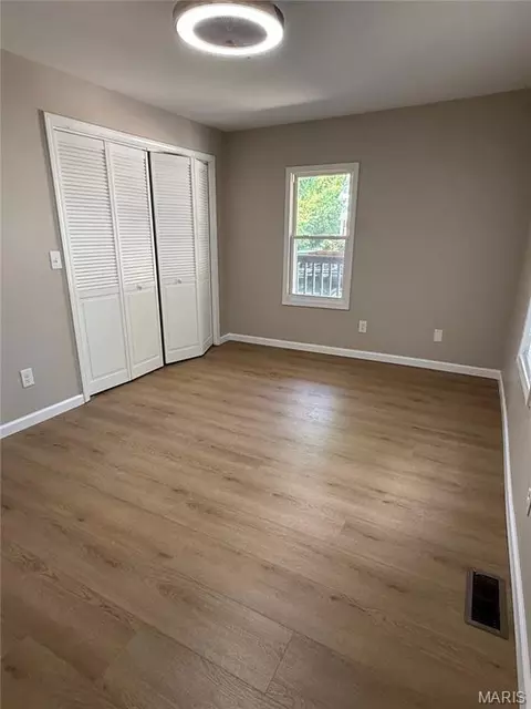807 E Jefferson St, Jackson, MO 63755 photo 6