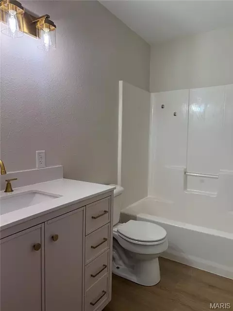 807 E Jefferson St, Jackson, MO 63755 photo 9