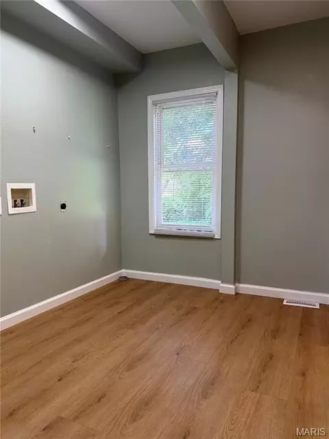 807 E Jefferson St, Jackson, MO 63755 photo 3