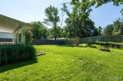 Exterior - 830 Westrun Dr, Ballwin, MO 63021 photo 10 of 10