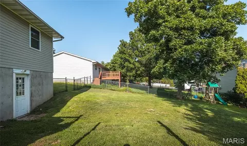 Exterior - 505 Silver Leaf Ln, Rolla, MO 65401 photo 6 of 10