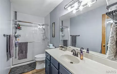 Bath - 505 Silver Leaf Ln, Rolla, MO 65401 photo 2 of 4