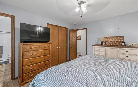 Bedroom - 505 Silver Leaf Ln, Rolla, MO 65401 photo 2 of 4
