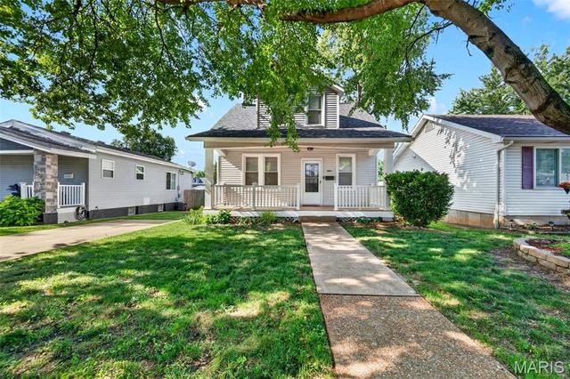 6044 Arthur Ave, Saint Louis, MO 63139