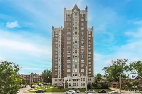 625 S Skinker Blvd #401, Saint Louis, MO 63105