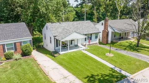 7133 Circleview Dr, Affton, MO 63123 photo 6
