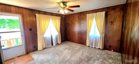 Living - 2432 State St, Chester, IL 62233 photo 1 of 2