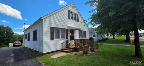 Other - 2432 State St, Chester, IL 62233 photo 2 of 18