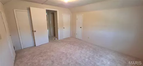 Bedroom - 2432 State St, Chester, IL 62233 photo 8 of 12