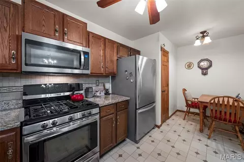 Kitchen - 1316 Holgate Dr #F1, Ballwin, MO 63021 photo 3 of 3