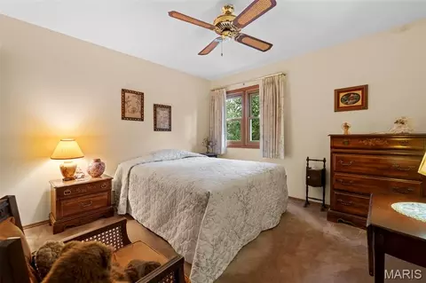 Bedroom - 1316 Holgate Dr #F1, Ballwin, MO 63021 photo 4 of 5