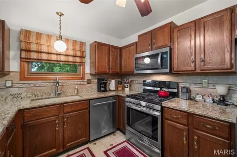 Kitchen - 1316 Holgate Dr #F1, Ballwin, MO 63021 photo 1 of 3