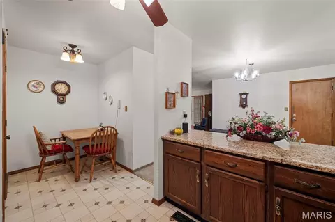 Dining - 1316 Holgate Dr #F1, Ballwin, MO 63021 photo 2 of 3
