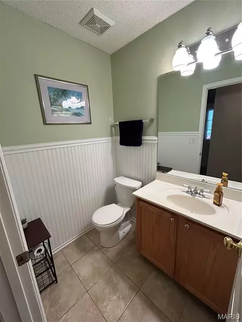 Bath - 1908 Mid Summer Dr, Imperial, MO 63052 photo 1 of 4