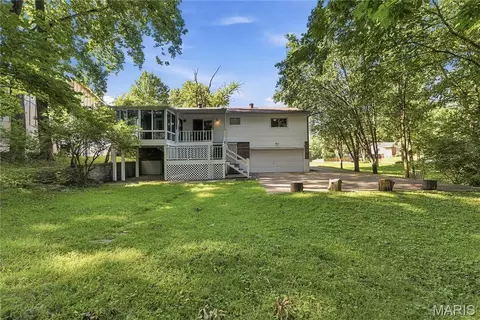 Exterior - 205 Morewood Dr, Manchester, MO 63011 photo 6 of 7