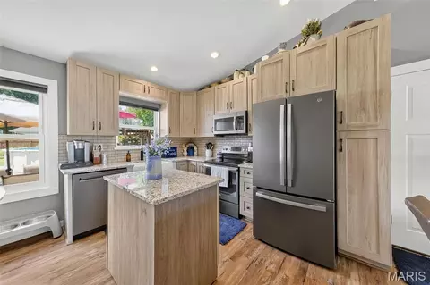 Kitchen - 6402 High Meadow Dr, O'fallon, MO 63368 photo 1 of 4