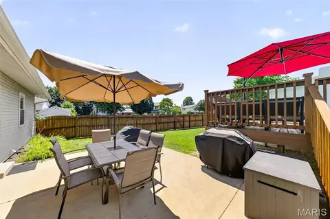 Exterior - 6402 High Meadow Dr, O'fallon, MO 63368 photo 7 of 12