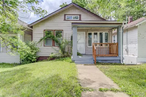 1243 Sutter Ave, Saint Louis, MO 63133