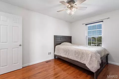 Bedroom - 293 Tyndale Dr, O'fallon, MO 63366 photo 4 of 7
