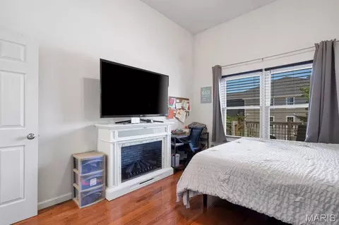 Bedroom - 293 Tyndale Dr, O'fallon, MO 63366 photo 2 of 7