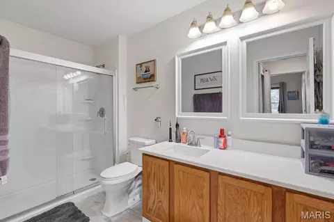 Bath - 293 Tyndale Dr, O'fallon, MO 63366 photo 1 of 3