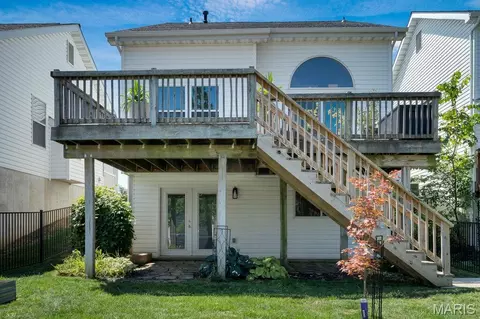 Exterior - 293 Tyndale Dr, O'fallon, MO 63366 photo 8 of 10