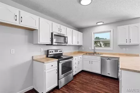 Kitchen - 7196 Heald Dr, O'fallon, MO 63368 photo 1 of 1