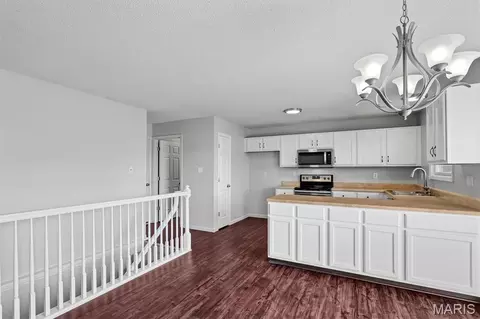 Entry Way - 7196 Heald Dr, O'fallon, MO 63368 photo 1 of 1