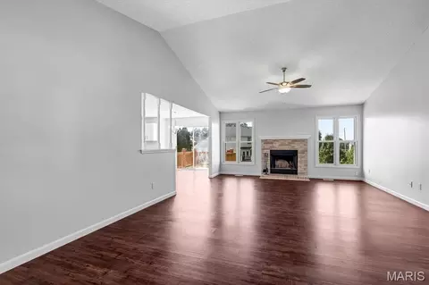Living - 7196 Heald Dr, O'fallon, MO 63368 photo 2 of 5