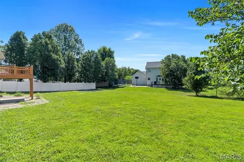 Exterior - 7196 Heald Dr, O'fallon, MO 63368 photo 5 of 7
