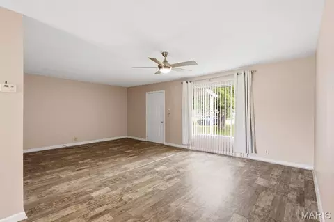 Living - 98 Highway Ww, Sullivan, MO 63080 photo 3 of 4