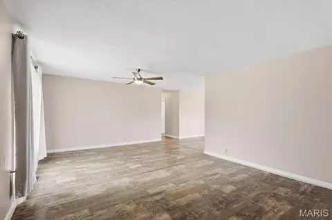Living - 98 Highway Ww, Sullivan, MO 63080 photo 2 of 4