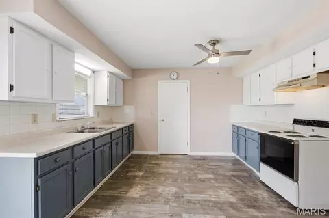 Kitchen - 98 Highway Ww, Sullivan, MO 63080 photo 1 of 4
