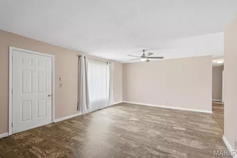 Living - 98 Highway Ww, Sullivan, MO 63080 photo 1 of 4
