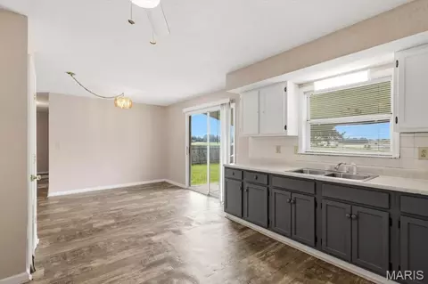 Kitchen - 98 Highway Ww, Sullivan, MO 63080 photo 4 of 4