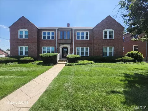 8000 Delmar Blvd, Saint Louis, MO 63130