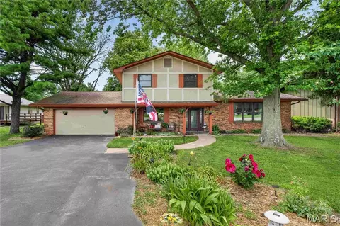 3415 Frank Scott Pkwy, Belleville, IL 62223