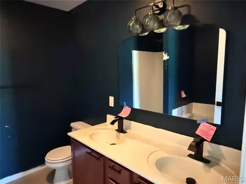 Bath - 16531 Hoyt, Saint Robert, MO 65584 photo 1 of 2