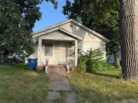136 Illinois St, East Alton, IL 62024