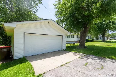 Other - 610 N 4th St, Benld, IL 62009 photo 1 of 7