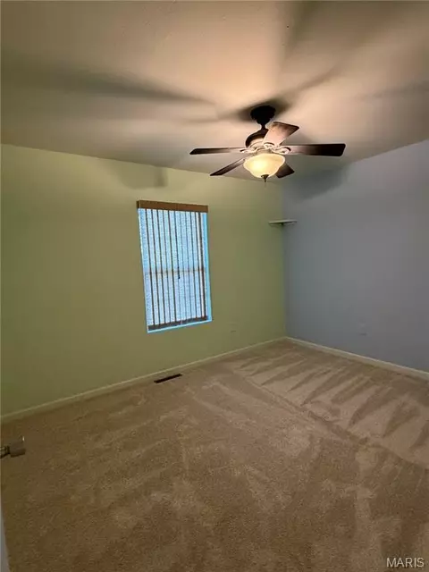 Bedroom - 24630 Taylor Ln, Saint Robert, MO 65584 photo 4 of 12