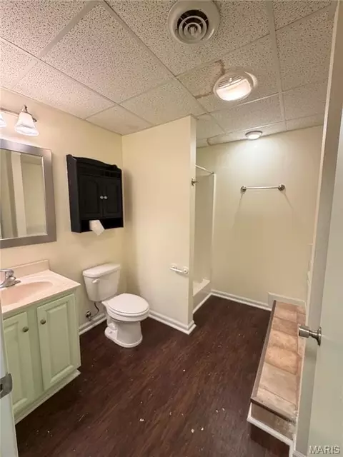 Bath - 24630 Taylor Ln, Saint Robert, MO 65584 photo 4 of 7