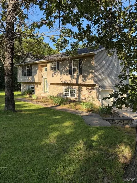 Exterior - 24630 Taylor Ln, Saint Robert, MO 65584 photo 2 of 6