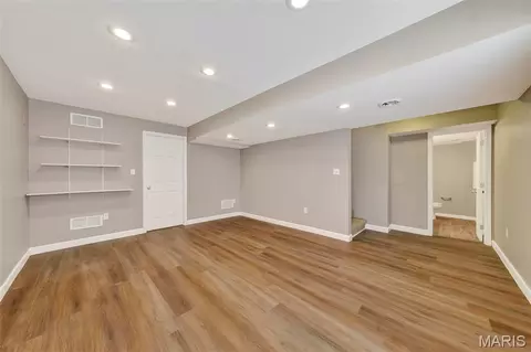 Living - 607 Spring Mnr, O'fallon, MO 63368 photo 4 of 4