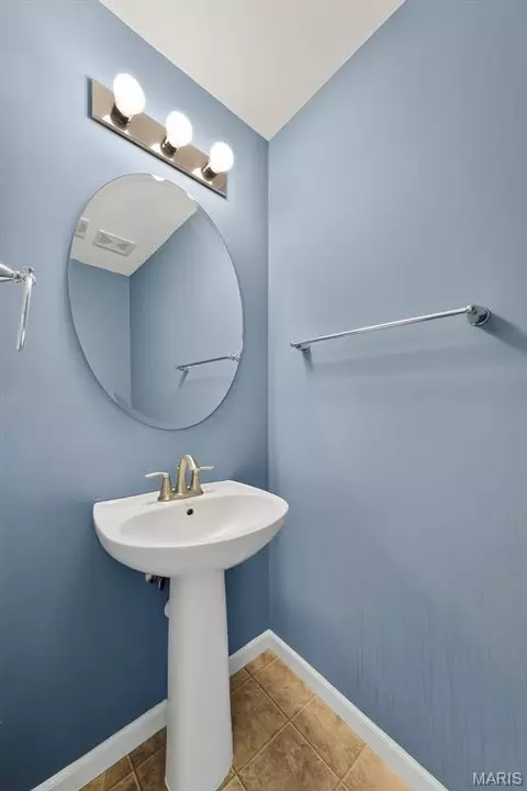 Bath - 607 Spring Mnr, O'fallon, MO 63368 photo 1 of 2
