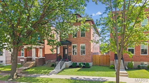 3406 Vista Ave, Saint Louis, MO 63104