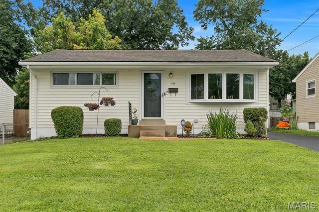 244 Floralea Pl, Saint Louis, MO 63127